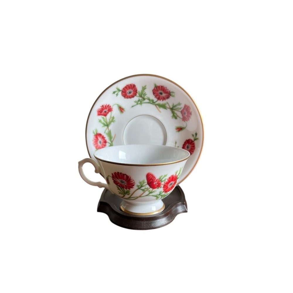 Franklin Porcelain 1980 Poppy Teacup Saucer Stand Ronald Van Ruyckevelt Japan